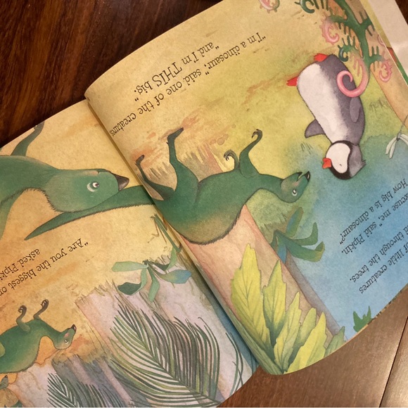 Children’s Books Bundle (3) - Picture 7 of 7